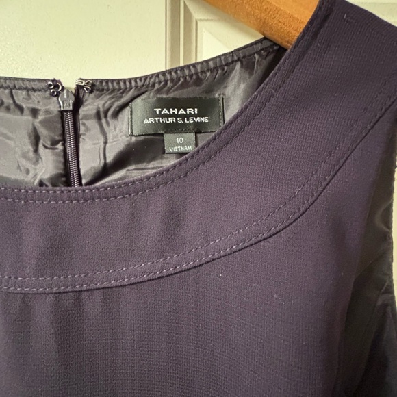 Elegant Navy Women's Dress by Tahari, Arthur S. Levine - Picture 2 of 3